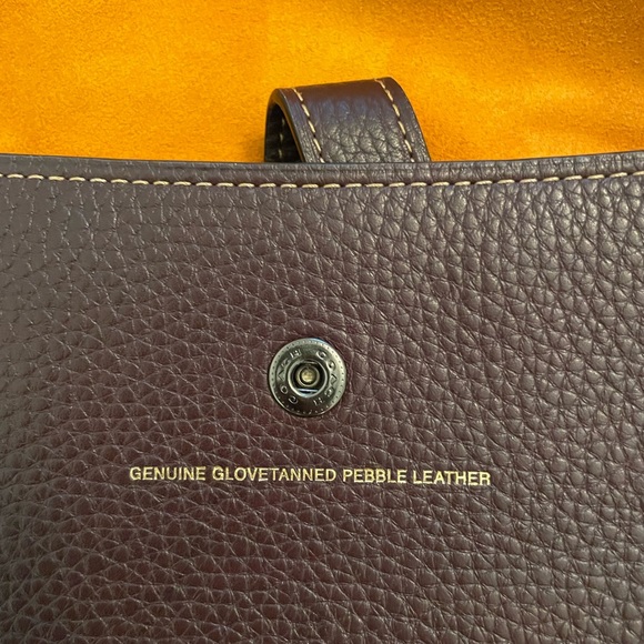 BRAND NEW COACH MESSENGER BAG - Picture 5 of 6